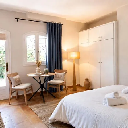 Villa Provence Moderne, Vue Mer, Piscine, A Pied - St Tropez 9 K *